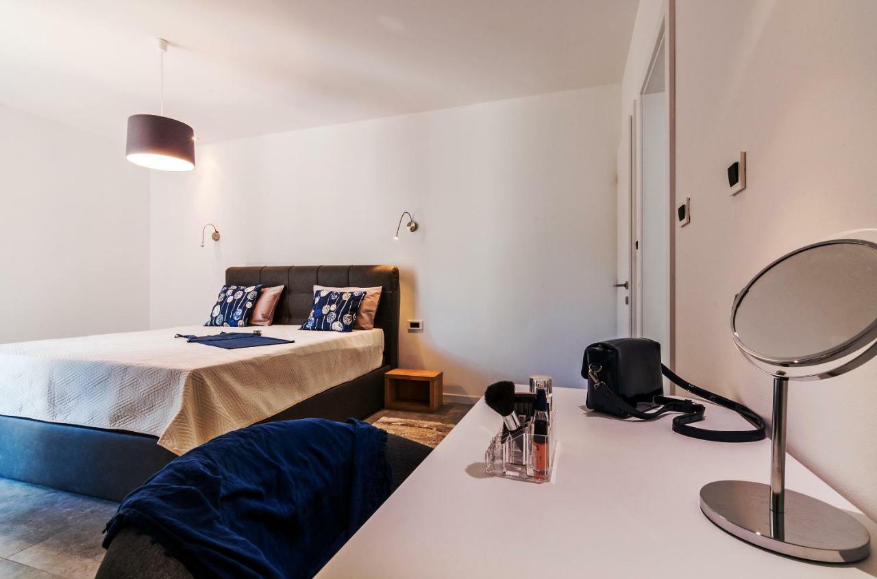 Ferienwohnung Punta Aqua Sukošan Exterior foto